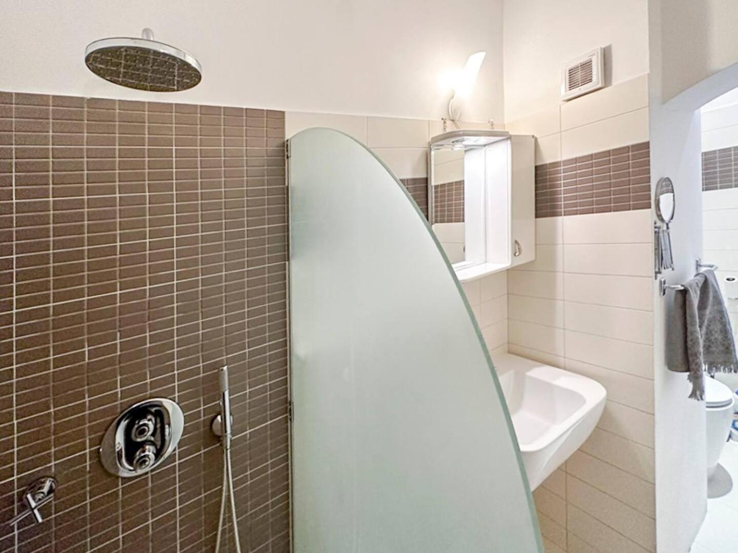 Fully Equipped Vitoshka Area Spacious Metro Σόφια Εξωτερικό φωτογραφία